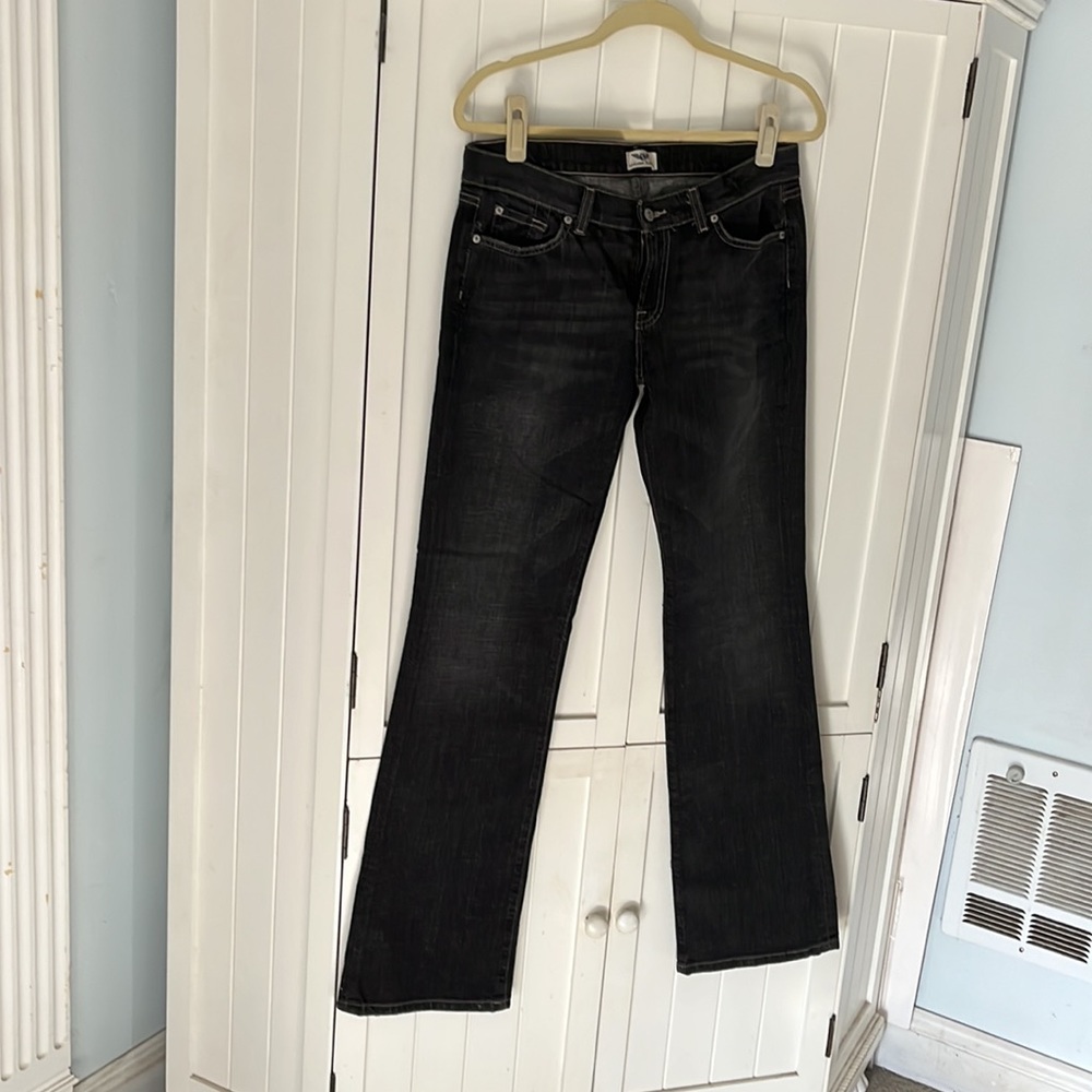 Woman’s Jeans